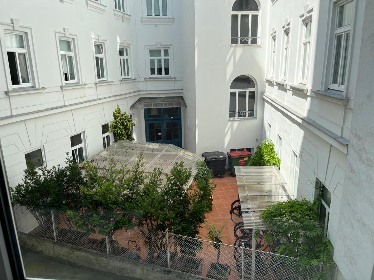 비엔나 Stylish Apt Near Urania 1Br 아파트 외부 사진
