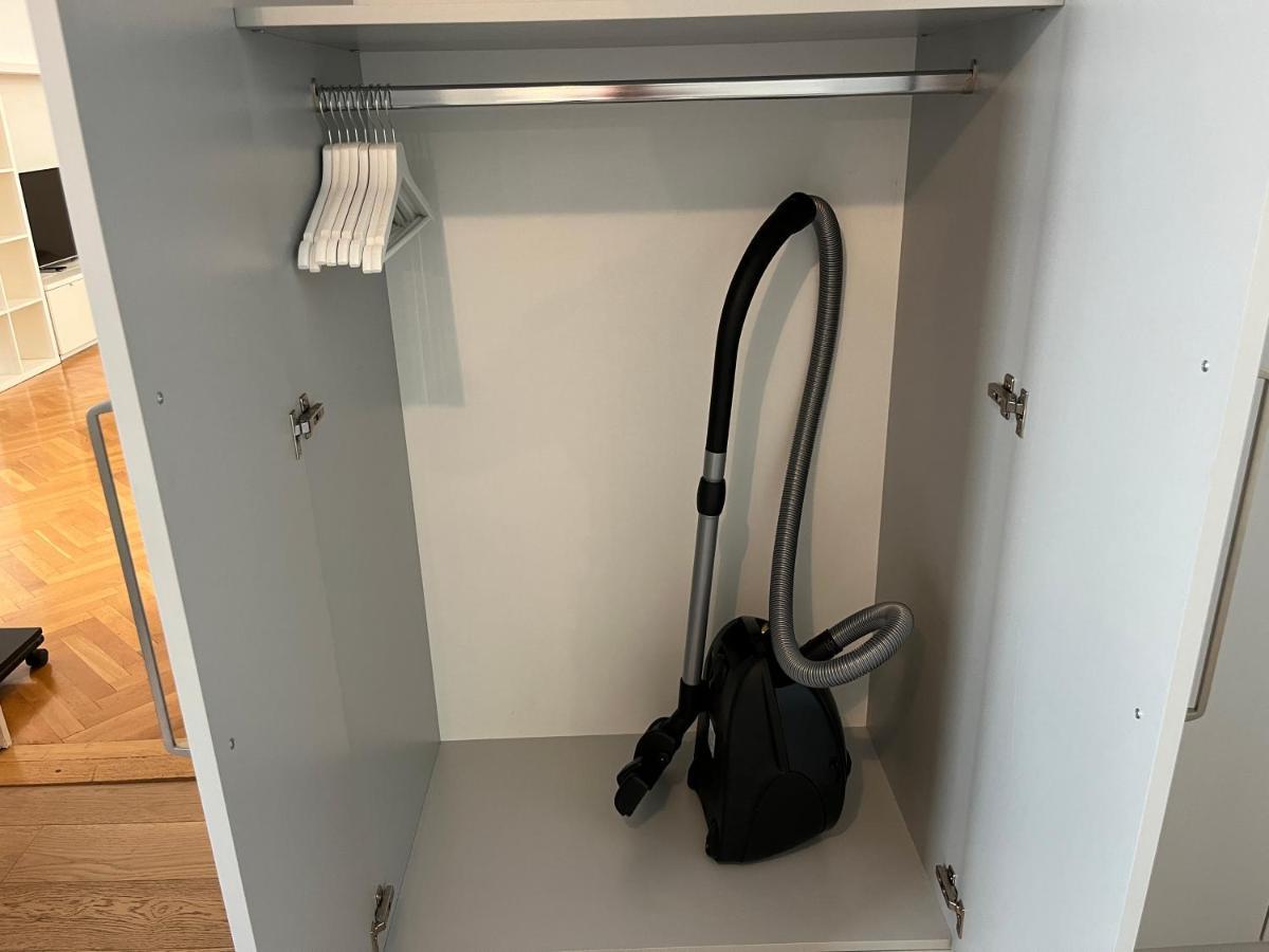 비엔나 Stylish Apt Near Urania 1Br 아파트 외부 사진
